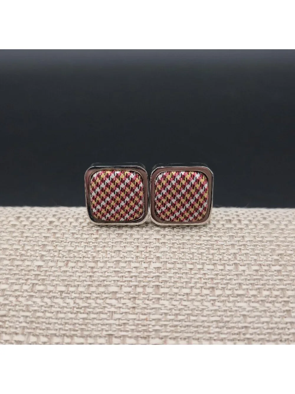 Vintage Silver Tone Plaid Houndstooth Fabric Inlay Square Cufflinks For Men A802